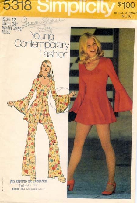 Mar 26, 2014 - Simplicity 5318, ©1972; Dress, Bikini Pants and Bell-Bottom Pants - Young Contemporary Fashion (approximate dress length 29"): The flared dress with princess seaming has back zipper, low round neckline, two-piece bell sleeves and optional self-fabric bow or button trim. The bell-bottom pants have elastics waistline cas… Princess Seam Dress, Moda Hippie, Patron Vintage, Mode Hippie, 70s Inspired Fashion, Diy Vetement, 70’s Fashion, Pants Sewing Pattern, Vintage Dress Patterns