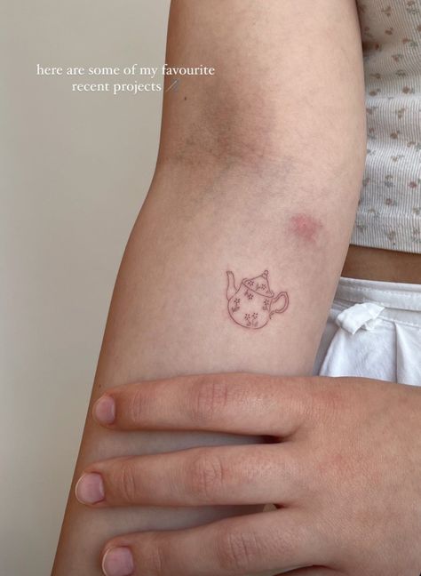 Teapot Tattoo, Aesthetic Tattoo Ideas, Classy Tattoos For Women, Feminine Skull Tattoos, Earthy Tattoos, Unique Tattoo Ideas, Feminine Tattoo Sleeves, 20 Aesthetic, Funky Tattoos