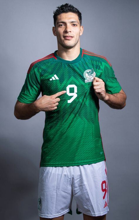 Mexico National Team, Football Poses, Mexico Soccer, National Football Teams, Sports Lover, Bad Bunny, Galaxy Wallpaper, Football Team, No Se