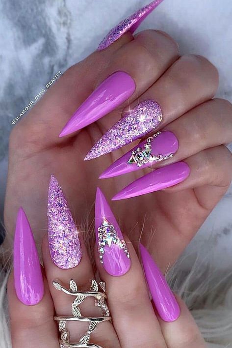 Pink Stilleto Nails With Rhinestones, Stiletto Nail Art Summer, Stilleto Nails Designs Summer, Stiletto Nails Designs Summer, Acrylic Nails Aesthetic, Beach Nails Art, Nail Art Designs Valentines, Acrylic Nails Short, Nail Art Designs Valentines Day