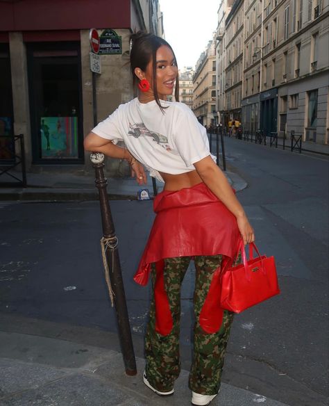 Camo And Red Outfit, Red Camo Pants, Red Jacket Outfit, Camo Pants Outfit, Melbourne Fashion, Camo Outfits, Red Purse, Earrings Trendy, Jacket Outfit