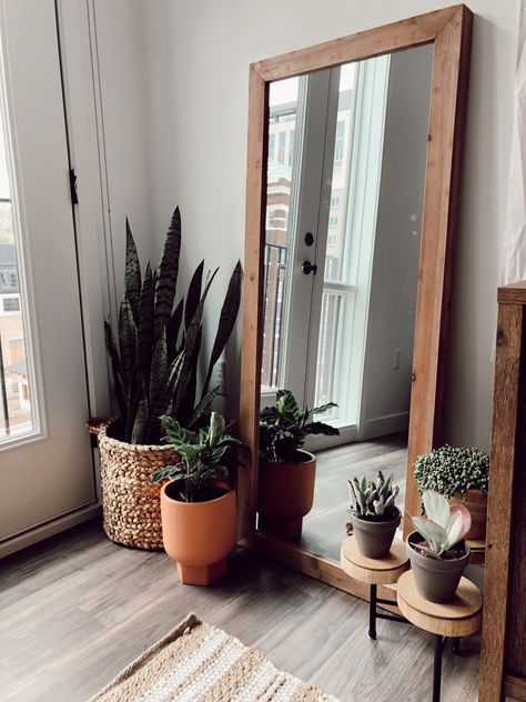 Large Mirror With Plants Around It, In Front Of Mirror Decor, Plants In Front Of Mirror, Big Mirror With Plants, Standing Mirror With Plants, Floor Mirror With Plants, Mirror And Plant Corner, Floor Length Mirror Decor, Full Length Mirror In Bedroom Aesthetic