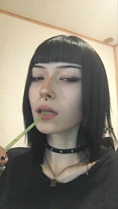 Short Bangs Hairstyle, Create Pin, Bangs Hairstyle, Goth Hair, Short Bangs, Goth Makeup, Dark Makeup, Aesthetic People, Pretty Makeup