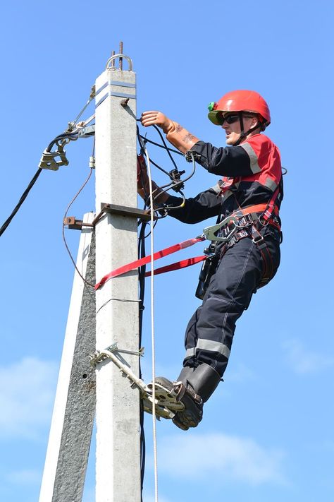 Greeting Ideas, Power Lineman, City Life Photography, Electrical Circuit Diagram, Electrical Safety, Electrical Installation, Circuit Diagram, Home Safety, Fire Safety