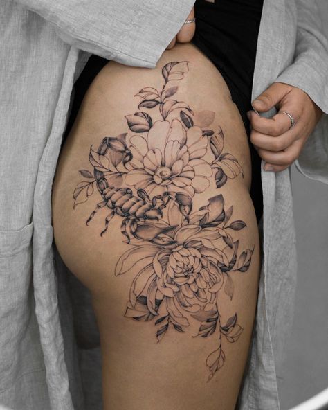 Scorpion • Scorpio Tattoo | Tattoo Ideas and Inspiration | hannahnova_tattoo Tattoo Ideas Female Zodiac, Lace Thigh Tattoos, Scorpio Tattoos, Nova Tattoo, Mirror Tattoos, Bohemian Tattoo, Half Sleeve Tattoos Forearm, Stomach Tattoos Women, Floral Thigh Tattoos