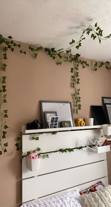 Room Ideas Aesthetic Greenery, Room Color Combination Aesthetic, Beige Wall Room Aesthetic, Kwarto Ideas Simple, Brown Room Aesthetic Ideas, Green And Brown Bedroom Walls, Aesthetic Room Brown And White, Green And Brown Bedroom Aesthetic, Brown Room Wall