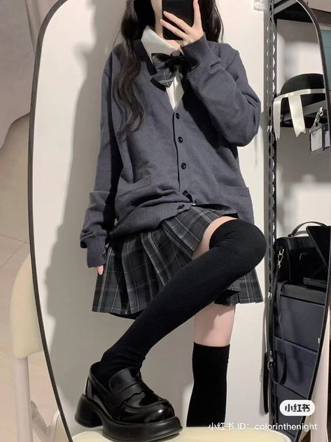 Korean Preppy, Cute Core, Coquette Kawaii, 2000s Japanese Fashion, Uniform Outfits, School Uniform Outfits, School Uniform Fashion, K Fashion, Kawaii Fashion Outfits