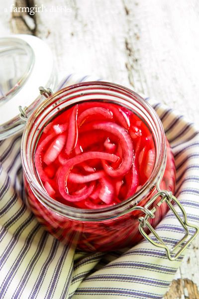 Pickled red onions Best Pickled Red Onions, Make Pickled Red Onions, In A Pickle, Pickled Veggies, Pickled Red Onions, Pickled Onions, Red Onions, Canning And Preserving, Wine Vinegar