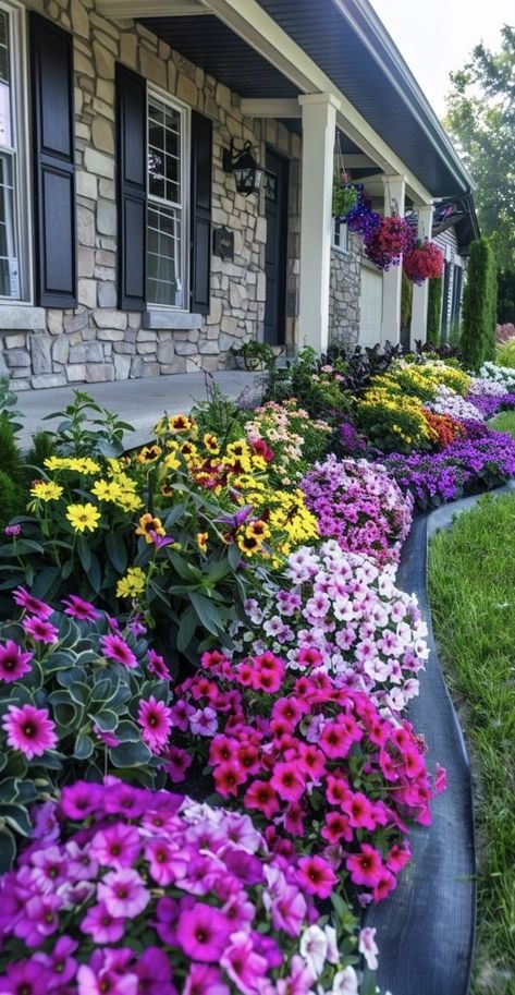 Colorful Flower Beds Front Yards, Garden Bed Around House, Flower Border Landscape, Front House Flowers, Flower Bed Ideas In Front Of House, Front Yard Flower Bed Ideas, Garden Front Of House, Front Flower Beds, Front Garden Landscape