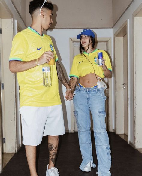 Matching Soccer Jerseys Couples, Club America Jersey Outfit, Brazil Soccer Jersey Outfit, Colombia Jersey Outfit, Couples Festival Outfits, Couple Wear Matching Outfits, Soccer Jersey Outfit Women, Couple Festival Outfits, Brazil Outfit