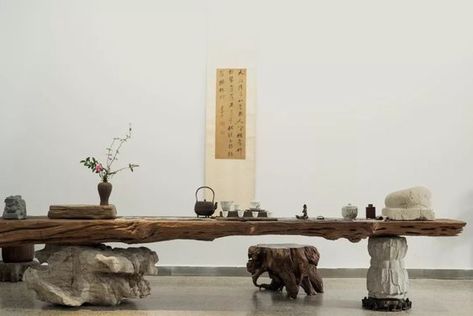 Wood And Stone Table, Natural Stone Table, Chinese Tea Room, Wedding Table Deco, Zen Furniture, Chinese Tea Table, Cafe Design Inspiration, Centre Table Design, Old Wood Table