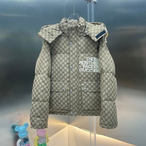 Gucci x The North Face hooded down jacket North Face 1996 Nuptse Outfit, The North Face Gucci, Fitness Inspo, Down Jacket, North Face, The North Face, Packaging, Gucci, Men And Women