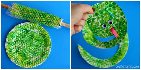 Bubble Wrap Paper Plate Snake Craft Preschool Letter S, Snake Craft, Jungle Crafts, Snake Crafts, Preschool Letters, Daycare Crafts, Preschool Theme, Eric Carle, Jungle Theme