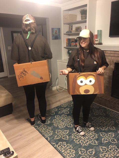 How To Make Slinky Dog Costume, Slinky Dog Costume Diy Couples, Slinky Costume Toy Story, Toy Story Slinky Dog Costume Diy, Diy Slinky Dog Costume For Adults, Slinky Toy Story Costume, Diy Slinky Dog Costume, Slinky Dog Costume Diy, Toy Story Dog Costume