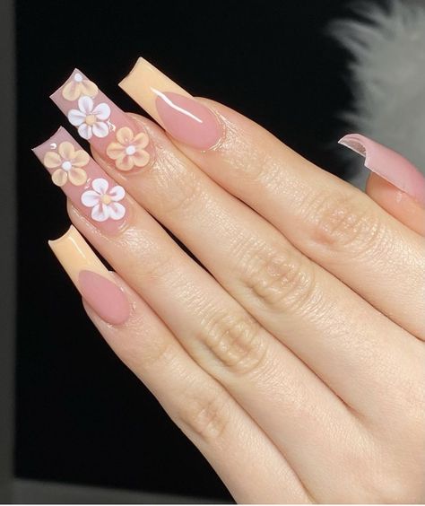 Vintage Outfits Dress, Fashion Outfits Vintage, Early Spring Nails, Dress Spring Outfits, March Nails Ideas, Easter Nail Art Designs, Nails March, March Nails, Eternal Sunshine Of The Spotless Mind