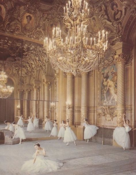 ♡ Ballet Room, Ballet Wallpaper, Opera Garnier, Ballet Painting, Ballet Studio, Vintage Ballet, Ballet Beauty, Ballerina Art, Winter Princess