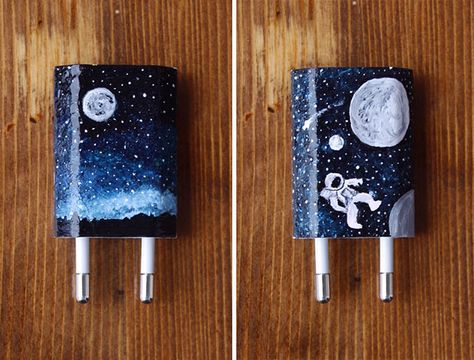 Charger Art, Vintage Cartoons, Soyut Sanat Tabloları, Painting Media, Found Art, Acrylic Painting Tutorials, Iphone Charger, Ideas Party, Aesthetic Painting