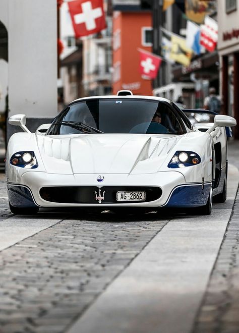 (°!°) Maserati MC12 Laferrari Aperta, Car Facts, Ferrari Cars, Super Fast Cars, Motorcycle Aesthetic, Aesthetic Cool, Pimped Out Cars, Lux Cars, Car Aesthetic