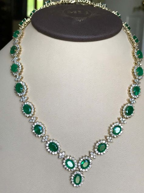 For Sale on 1stdibs - 70 Ct Oval Shape Emerald and Diamond Necklace and Earring Bridal Suite, Estate This spectacular Bridal set consisting of 29 stones of Emerald .Each oval Only Diamond Necklace, Round Diamond Necklace Simple, Diamond With Emerald Necklace, Green Stone Diamond Necklace, Luxury Hand Set Round Emerald Necklace, Luxury Hand Set Emerald Necklace For Anniversary, Luxury Hand-set Round Emerald Necklace, Luxury Oval Hand-set Jewelry, Luxury Hand Set Oval Jewelry