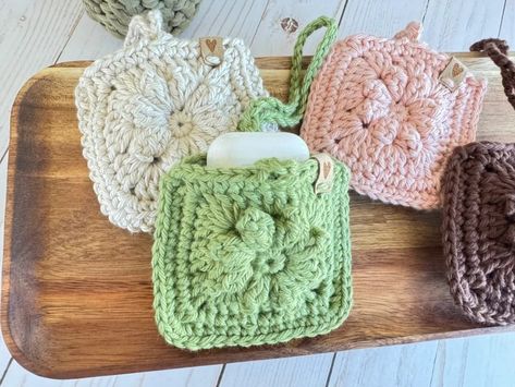 Boho AirPod Pouch – Handmade with Love Crochet Airpods Pouch Pattern Free, Granny Square Airpod Case, Airpod Pouch Crochet, Crochet Airpods Case Pattern Free, Airpod Case Crochet, Bohemian White Crochet Pouch Bag, Crochet Earbud Pouch, Crochet Airpods Case, Airpods Pro Crochet Case