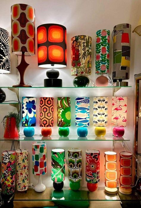 Indoor Crafts, Unique Floor Lamps, Lampshade Designs, I Love Lamp, Funky Decor, Retro Stuff, Bright Art, Light Night, Cute Bedroom Decor