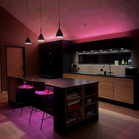 From functional white to neon pink (like this Philips Hue fan!), your kitchen can serve up a smorgasbord of looks — it just needs a little smart lighting. 📸: @funkisfinnmark (IG) Philips Hue Led Strip Kitchen, Kitchen Mood Lighting, Neon Light Kitchen, Ambient Lighting Kitchen, Phillips Hue Lighting Ideas, Philips Hue Lighting Ideas, Hue Lighting Ideas, Led Lights Kitchen, Barbie Hotel