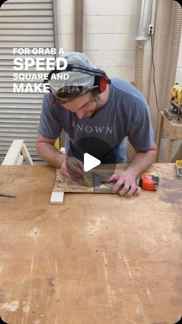 Circular Saw Jig, Woodshop Ideas, Back Saw, Speed Square, Tool Tips, Woodworking Jig, People Dont Understand, Woodworking Plans Diy, Woodworking Jigs