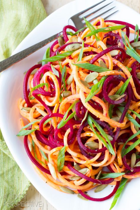 Easy Raw Beet and Sweet Potato Salad #salad #healthy #raw #sweetpotatoes #beets Sweet Potato Salad, Raw Beets, Beetroot Salad, Veggie Noodles, Spiralizer Recipes, Salad With Sweet Potato, Beet Salad, Low Carb Paleo, Blog Ideas