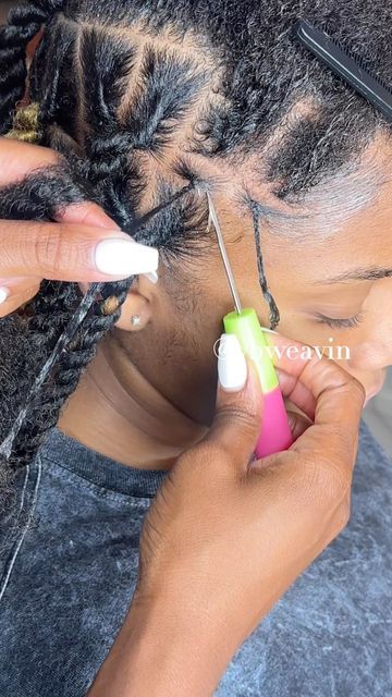 Veronica💜 on Instagram: "Large Invisible Locs ❤️" Large Invisible Locs, How To Do Invisible Locs, How To Style Invisible Locs, Invisible Locks Hairstyle, Invisible Locs With Curls, Locks Invisible, Invisible Twist, Invisible Locs Twist, Invisible Locks