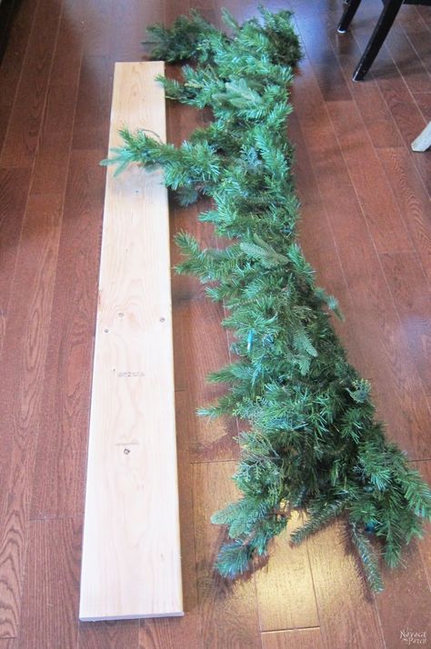 How To Decorate A Mantel For Christmas, Big Christmas Decorations, Diy Christmas Mantel, Christmas Mantel Garland, Diy Christmas Fireplace, Christmas Garland Mantle, Fireplace Decorations, Christmas Fireplace Mantels, Mantel Fireplace