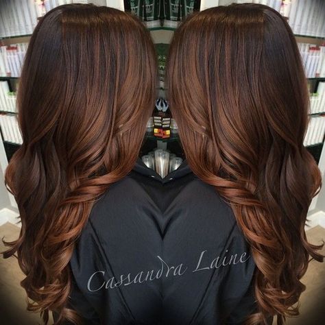 Chocolate caramel balayage Brunette Ombre, Rambut Brunette, Brunette Balayage Hair, Red Highlights, Dark Brown Hair Color, Long Brown Hair, Balayage Brunette, Hair Color And Cut, Dark Brown Hair