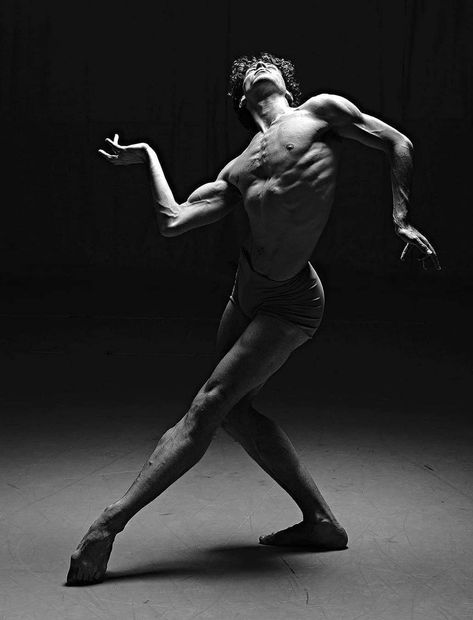 Dancer Photography, Male Pose Reference, Male Ballet Dancers, Ballet Poses, Dance World, Body Photography, Anatomy Poses, Figure Photography, Body Reference Poses