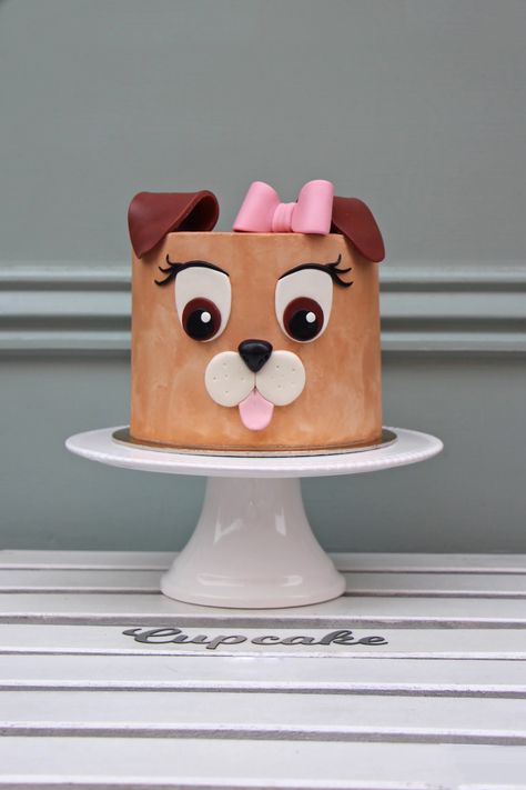 Dog Theme Cake, Dog Themed Cake, Puppy Birthday Cakes, Puppy Cake, Dog Birthday Cake, Girl Birthday Themes, Puppy Birthday, Dog Cake, Birthday Themes