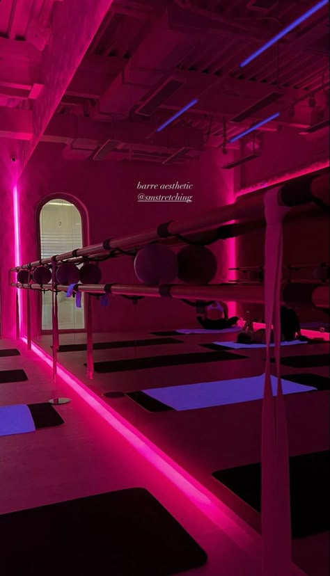 💌 inst: @misskryabina Mirror Dance Studio, Spin Studio Design, Pole Studio Design, Pink Dance Studio, Barre Aesthetic, Pilates Studio Design Interiors, Cycle Studio, Pole Studio, Pilates Motivation