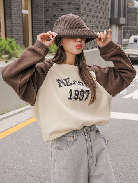 Multicolor Casual  Long Sleeve Polyester Letter Pullovers  Slight Stretch Fall/Winter Women Sweatshirts Fringe Wedding Dresses, Wedding Dress Fringe, Wedding Dresses 2023, Fringe Dresses, Fringe Wedding Dress, Moda Streetwear, Everyday Fashion Outfits, Korean Casual, Stylish Dress Book