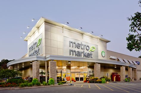 Super Market Exterior Design, Supermarket Design Exterior, Supermarket Exterior, Arch Daily House, Mall Landscape, Grocery Design, Supermarket Ideas, Market Landscape, Supermarket Design Interior