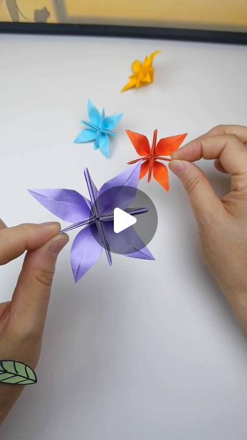 paper crafts creator on Instagram: ""Create Stunning 3D Flower Origami: Simple Tutorial for Beautiful Results! 🌸✨ #Origami #OrigamiTutorial #HandmadeOrigami #FlowerOrigami #DIYCrafts #CreativeHands" Origami Flower Bouquet, 3d Origami Tutorial, Flower Origami, Gem Crafts, 3d Origami, Origami Flowers, Origami Tutorial, Origami, Paper Crafts