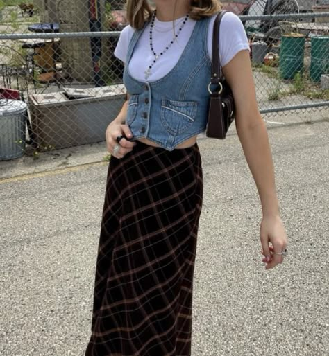 Maxi Skirt Outfit Vintage, Deltopia Outfit Aesthetic, Cool 80s Outfits, Hozier Outfit Aesthetic, Boygenius Concert Outfit, Summer Outfits Alt, Summer Outfits Aesthetic Vintage, Digital Lookbook, Summer Outfits Amazon