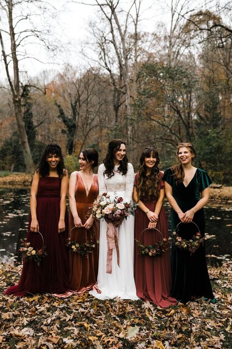 Bridesmaid Dresses Mismatched, Fall Bridesmaid, Glamping Weddings, Cottagecore Wedding, Retro Bridal, Bridal Fur, Fall Bridesmaids, Wedding Fur, Fall Bridesmaid Dresses