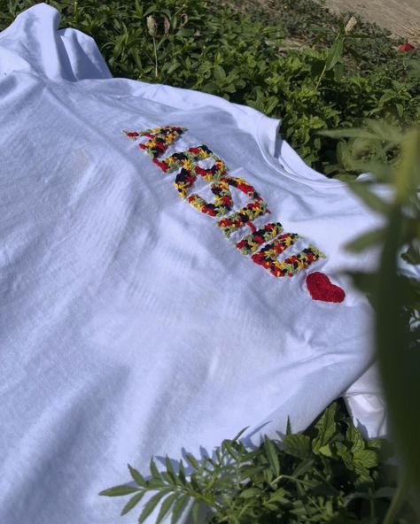 Customised your love ones name 🫂❤️Today These are hand embroidered oversized fit Tshirts #customnameembroidery #embroideryart #embroidery #customgifts Name Embroidery, Workout Tshirts, Embroidery Art, First Names, Customized Gifts, Hand Embroidered, Hand Embroidery, First Love, Embroidery