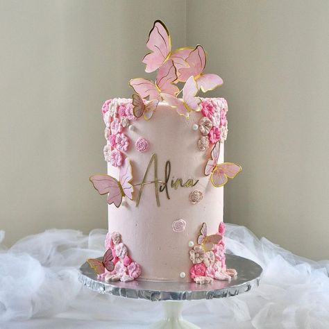 Fairy Baby Shower Cake, Flower And Butterfly Cake, Butterfly Smash Cake, Butterfly Cake Design, Gold Butterfly Cake, Butterfly Baby Shower Cake, Edible Butterflies, Tie Flowers, Edible Butterfly