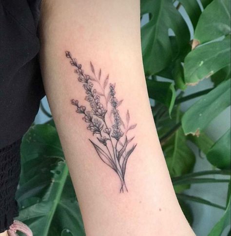 Vampire Diaries Vervain Tattoo, Tvd Vervain Tattoo, Vampire Diary Tattoo Ideas, Vampire Diaries Inspired Tattoos, Tattoos Vampire Diaries, Vervain Aesthetic, Vervain Tattoo The Vampire Diaries, Sleeve Tattoos For Girls, Originals Tattoo