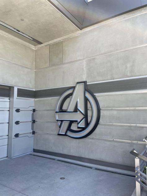 The Best Instagram-Worthy Photo Spots at Avengers Campus! - Inside the Magic Avengers Mission Aesthetic, Avengers Campus Aesthetic, Avengers Campus Photo Ideas, Avengers Tower Visuals, Avengers Campus, Marvel Campus, Avengers Headquarters, Disneyland Wedding, Avengers Logo