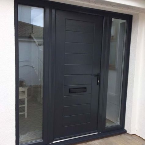 Check out a recent installation in Anthracite Grey in a home in Bristol! Our Mayon door was installed by DH Frames. Get in touch today to hear more! Garden Entrance Design, Bicycle Planter Ideas, Black Composite Door, Craftsman Style Front Doors, Bicycle Planter, House Entrance Doors, Composite Front Door, Traditional Front Doors, Contemporary Front Doors