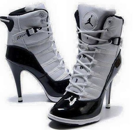 Jordan High Heels, Jordan Heels, Nike High Heels, Nike Heels, Heels White, Womens Air Jordans, Designer High Heels, High Heel Sneakers, Dunk High