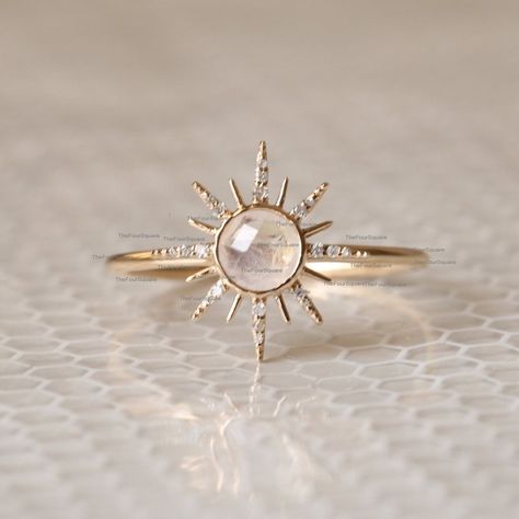 Sun Wedding Ring, Sun Engagement Ring, Diamond Moonstone Ring, Moonstone Engagement Rings, Moonstone Wedding Ring, Rings With Gemstones, Nature Wedding Ring, خواتم خطوبة, Starburst Ring