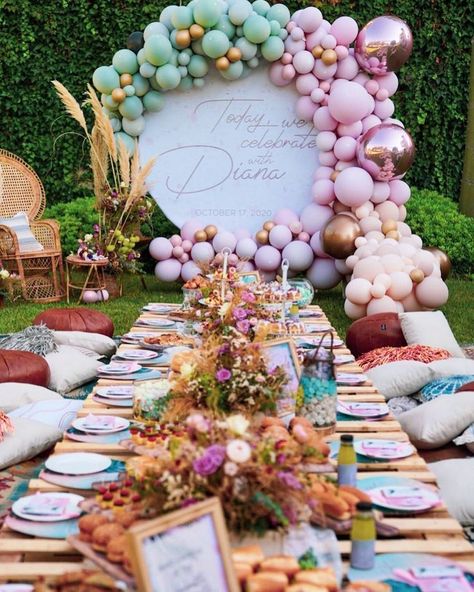 Kids Party Finger Foods, Lebanese Wedding, Orlando Wedding Venues, Birthday Party Snacks, Chic Bridal Showers, Boho Picnic, Boho Birthday, Balloon Backdrop, Booth Ideas