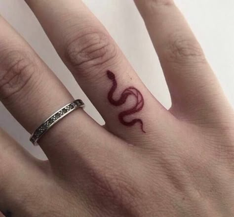 Tiny Finger Tattoos, Finger Tattoo For Women, White Ink Tattoo, Snake Tattoo Design, Red Snake, Red Ink Tattoos, Stylist Tattoos, Aesthetic Tattoo, Snake Tattoo