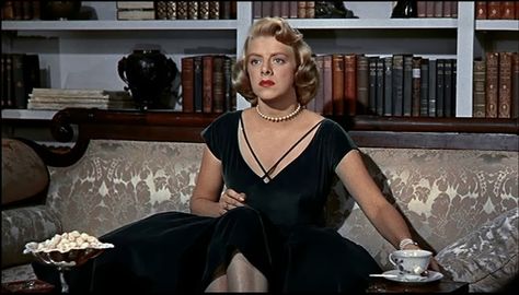 White Christmas 1954, Edith Head Fashion, White Christmas Movie, Vera Ellen, Rosemary Clooney, Black Velvet Gown, Forest Green Dresses, Old Hollywood Fashion, Green Cocktail Dress