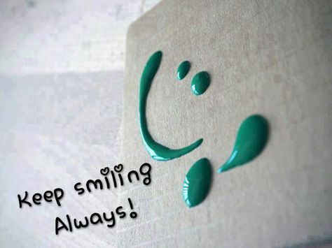 Keep Smiling Always ! Smiley Face Tattoo, Keep Smile, Always Quotes, Laughing Face, Smiley Emoji, Diy Remedies, The Ugly Truth, Face Tattoo, Fb Covers